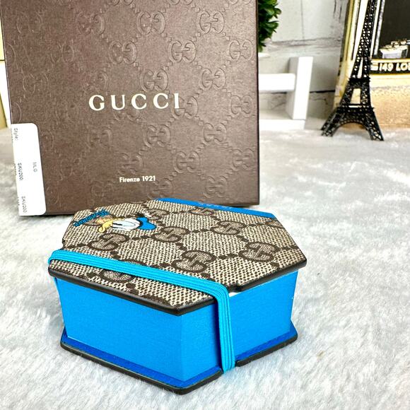 GUCCI X DISNEY Small NOTE PAD notebook. RARE! Brand New! - Picture 3 of 8